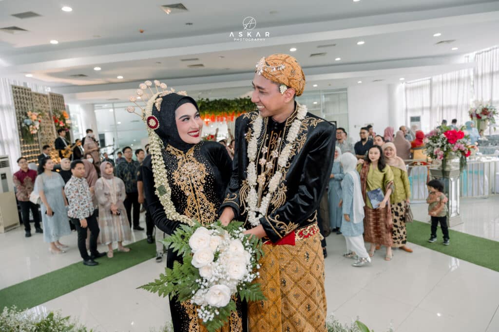 The Wedding of Oza Nashfa at Felfest UI - Wedding by Emaara