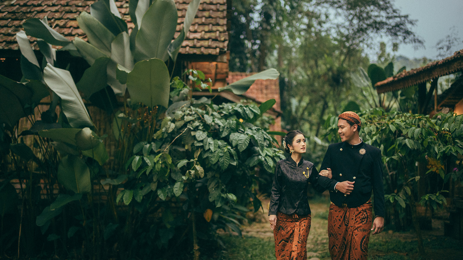 Prewed Jawa - Prewedding of Sabila Syarafina & Faza Agra