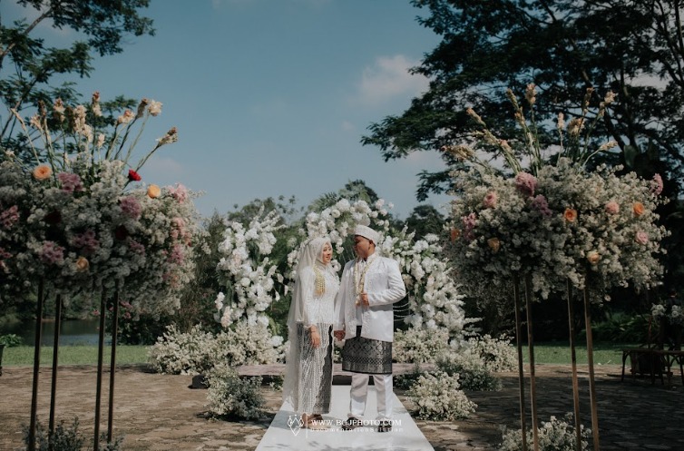 The Wedding of Cholid & Lioni at Felfest UI - Wedding by Emaara