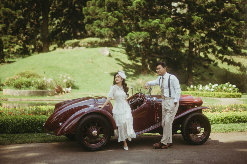 Vintage Prewed with Classic Car from Fancy Garage (instagram: fancy9arage)