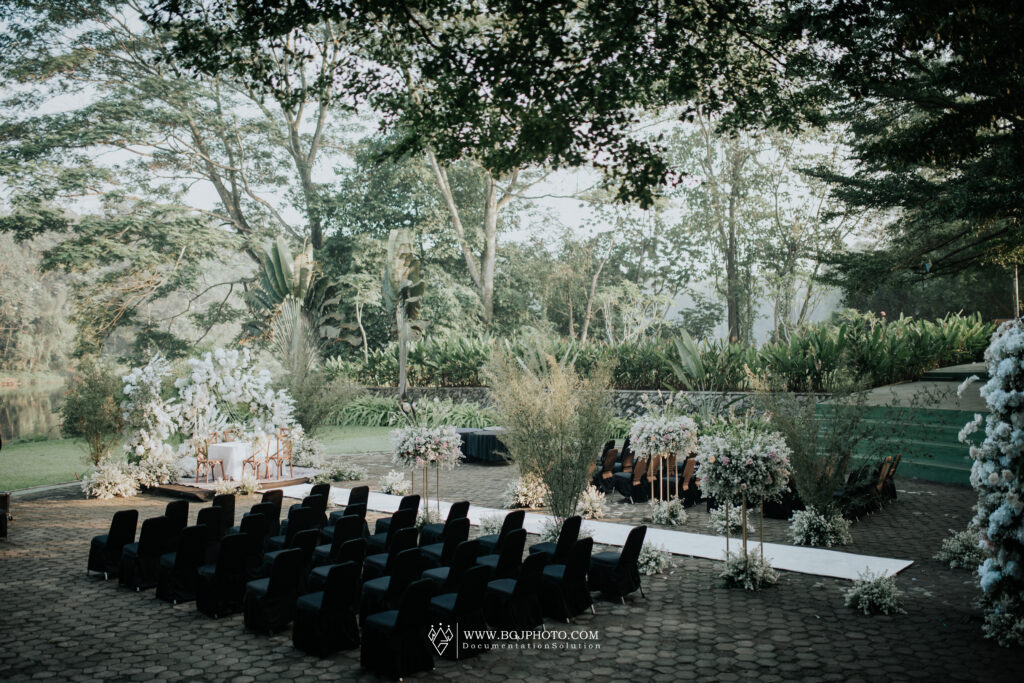 The Wedding of Cholid & Lioni at Felfest UI - Wedding by Emaara