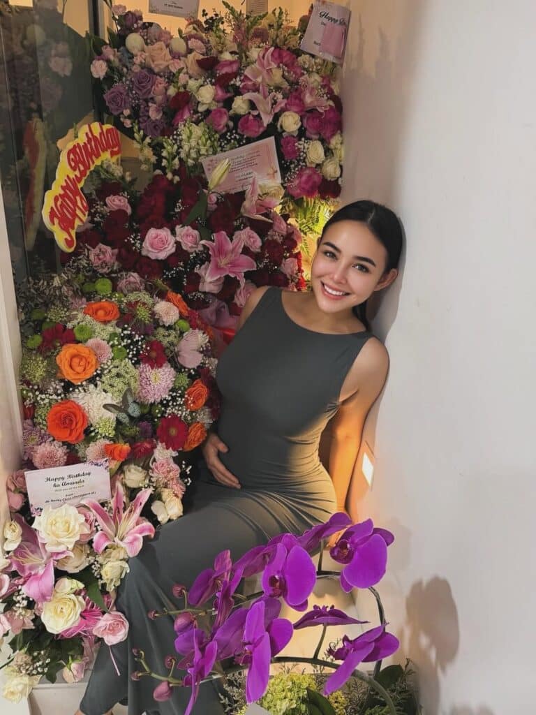 Amanda Manopo & Kenny Austin Umumkan Kehamilan (source: Instagram)