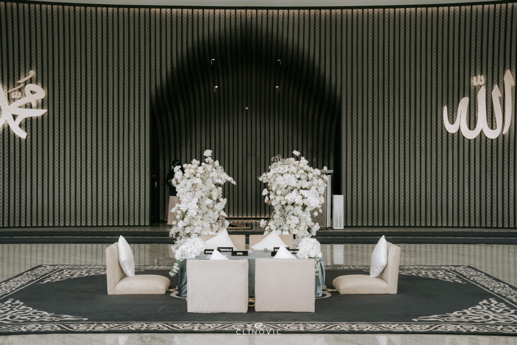 The Wedding of Inong & Ariq at Masjid An Nur, Jakarta - Wedding by Emaara