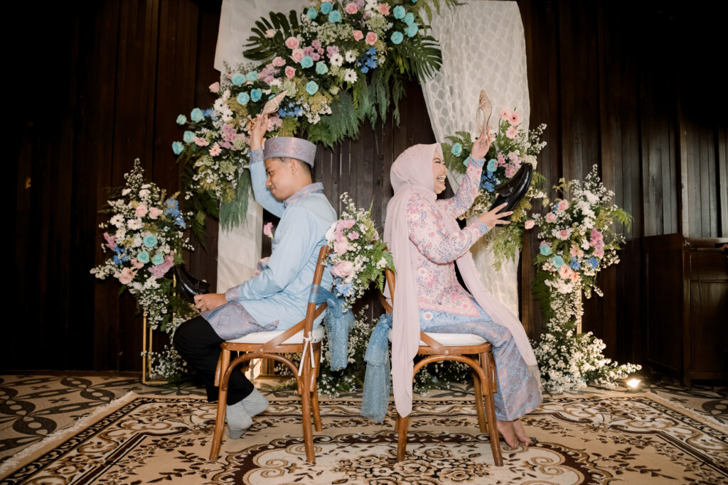 The Engagement of Syifani & Rizky at Telaga Sampireun - Wedding by Emaara