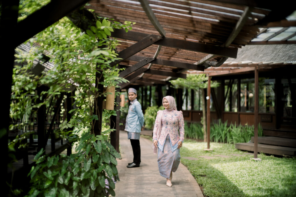 The Engagement of Syifani & Rizky at Telaga Sampireun - Wedding by Emaara