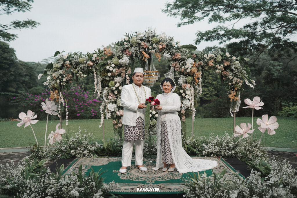 The Wedding of Noerin & Riza at Felfest UI - Wedding by Emaara