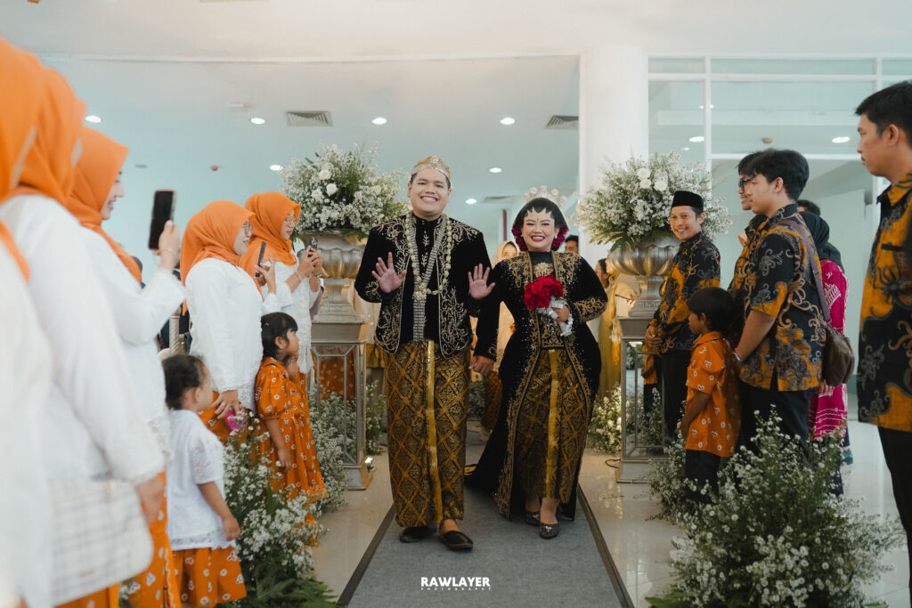 The Wedding of Noerin & Riza at Felfest UI - Wedding by Emaara