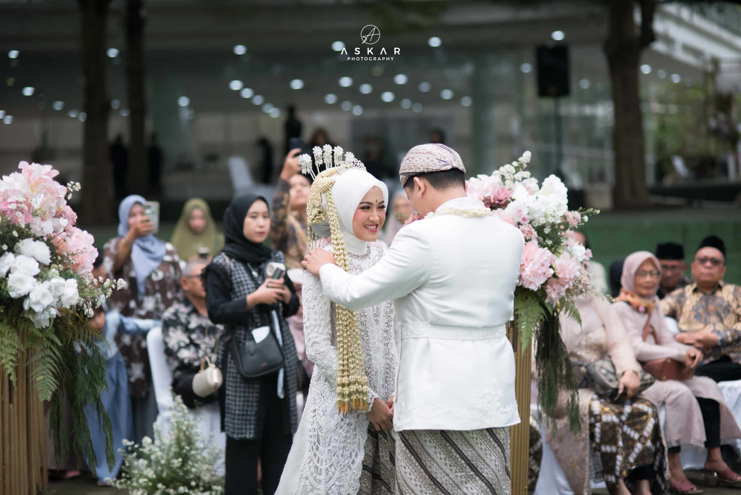 The Wedding of Agung & Dinda at Felfest UI - Wedding by Emaara
